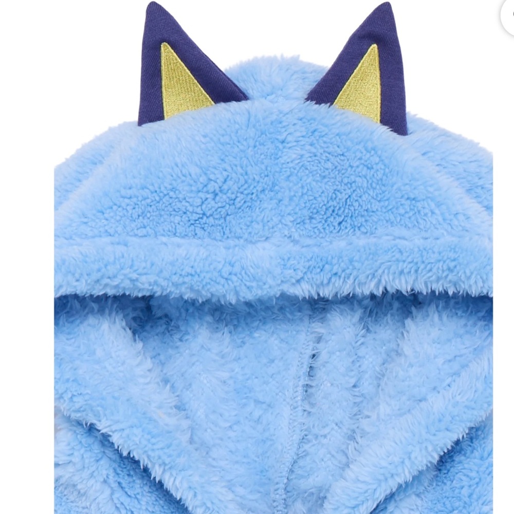 BRAND NEW Bluey Toddler Girls Plush Cosplay Hoodie, Sizes 3T - Picture 2 of 3